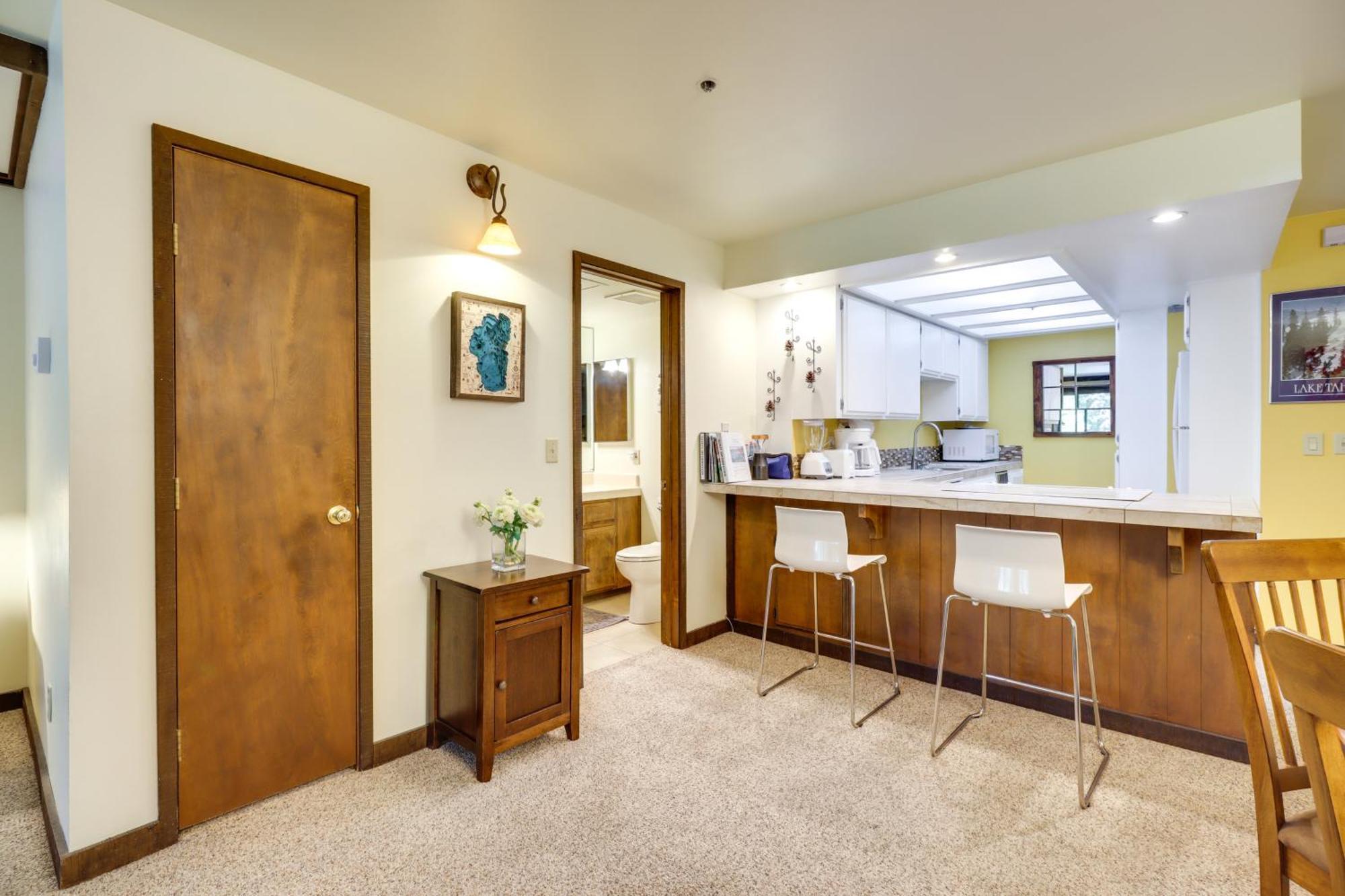 Incline Village Condo With Balcony 1 Mi To Trail! エクステリア 写真